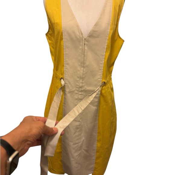 Tahari Yellow and Cream Dress size 12p - Picture 2 of 11